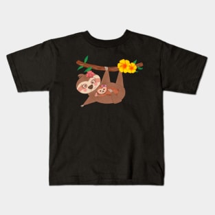 Cute baby sloth and mom Kids T-Shirt